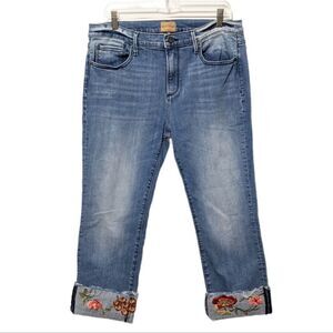 DRIFTWOOD Jackie Crop Floral Embroidered Flip Cuff Jeans 32